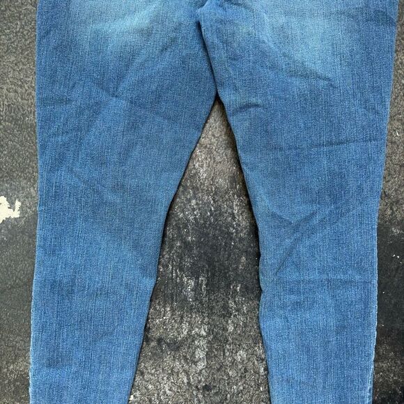 Signature Levi Strauss Mid Rise Skinny Jeans Women’s Size 10M Cotton Blend - Picture 12 of 15